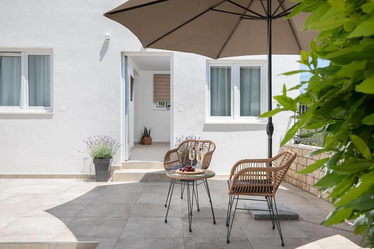 Apartments And Rooms Jakic 3*, Medulin Croatia