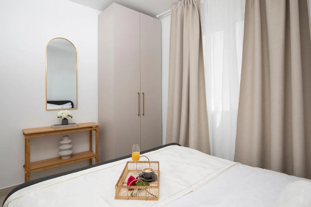 Apartments And Rooms Jakic 3*, Medulin